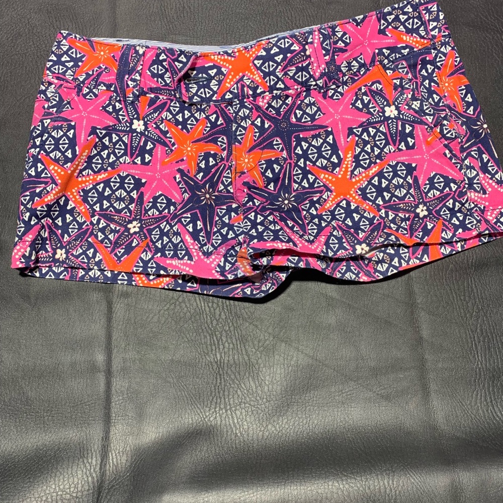 Red camel shorts size 3